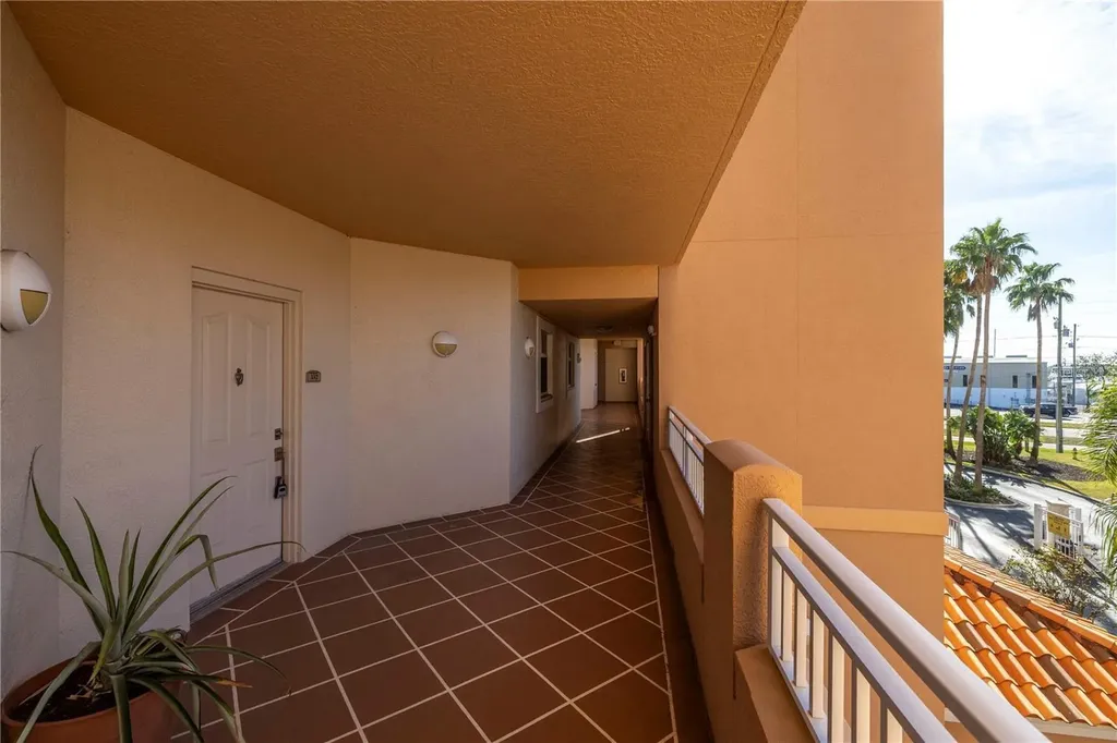 12077 Gandy Boulevard N St Petersburg FL 33702