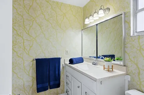 3960 Lakeside Road Sarasota FL 34232