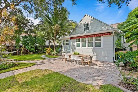 1101 11th Street N St Petersburg FL 33705