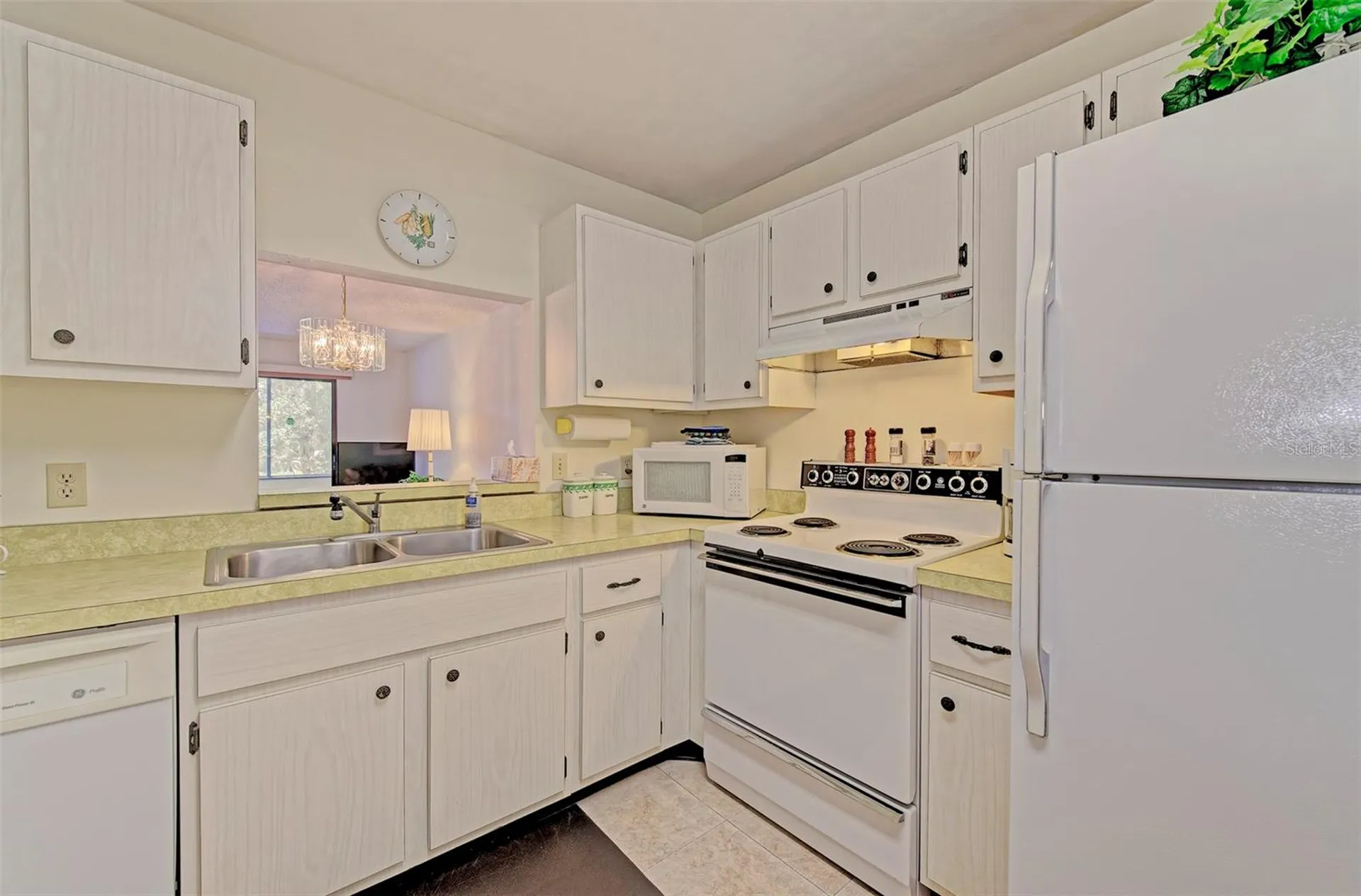144 Pinehurst Drive Bradenton FL 34210