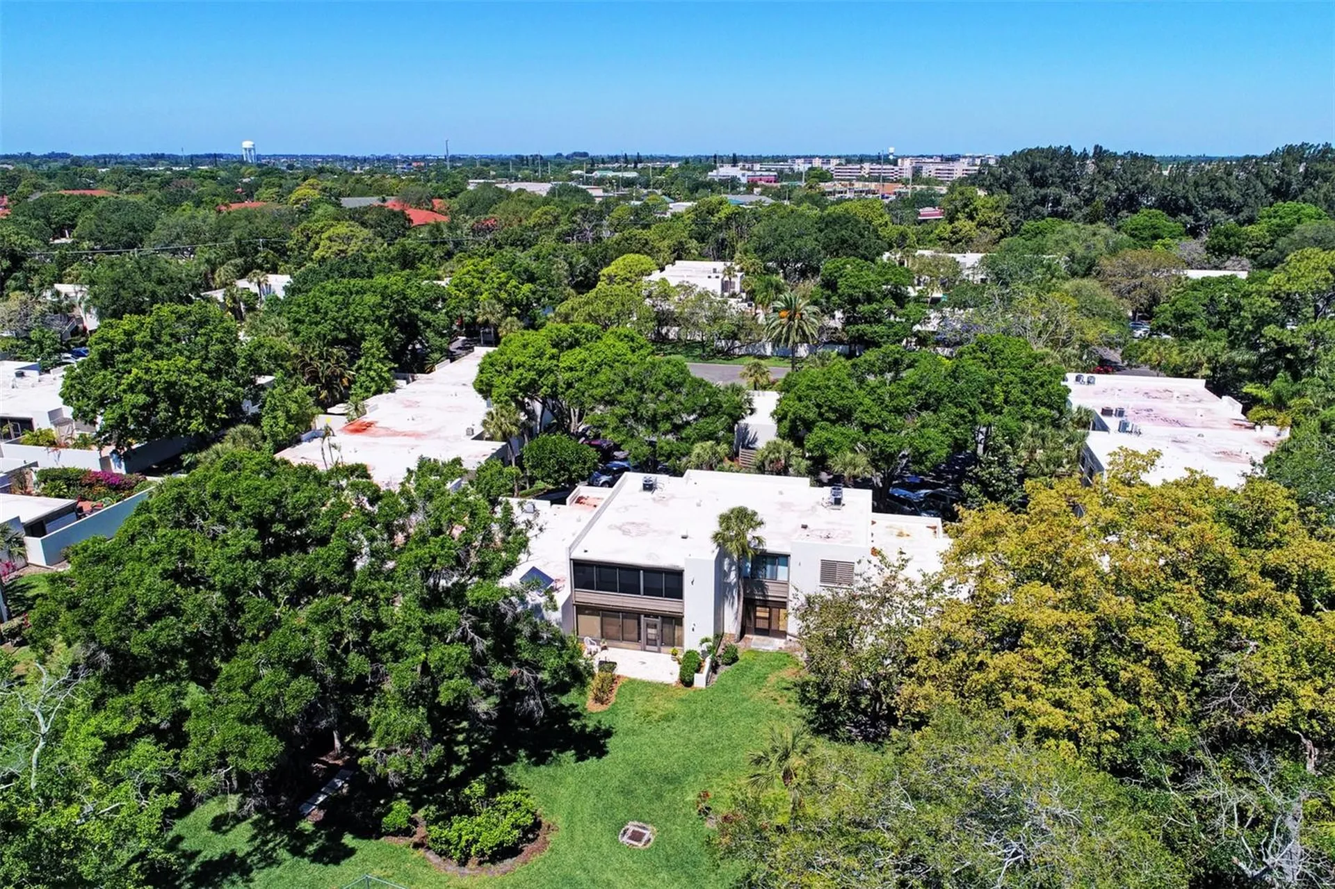 144 Pinehurst Drive Bradenton FL 34210