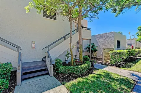 144 Pinehurst Drive Bradenton FL 34210