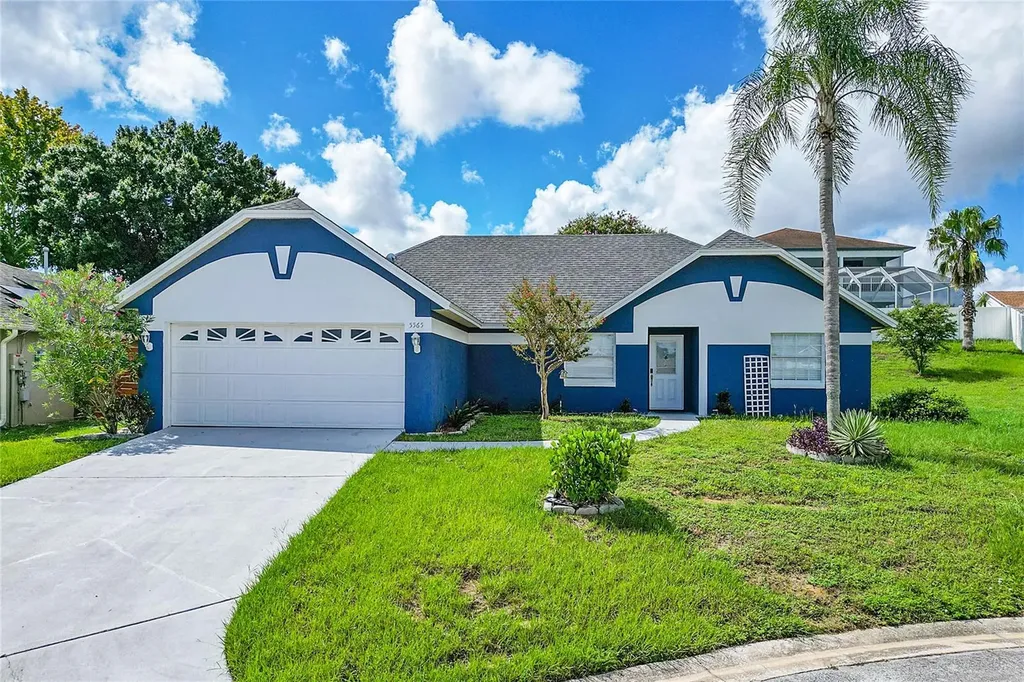 5565 Loma Vista Loop Davenport FL 33896