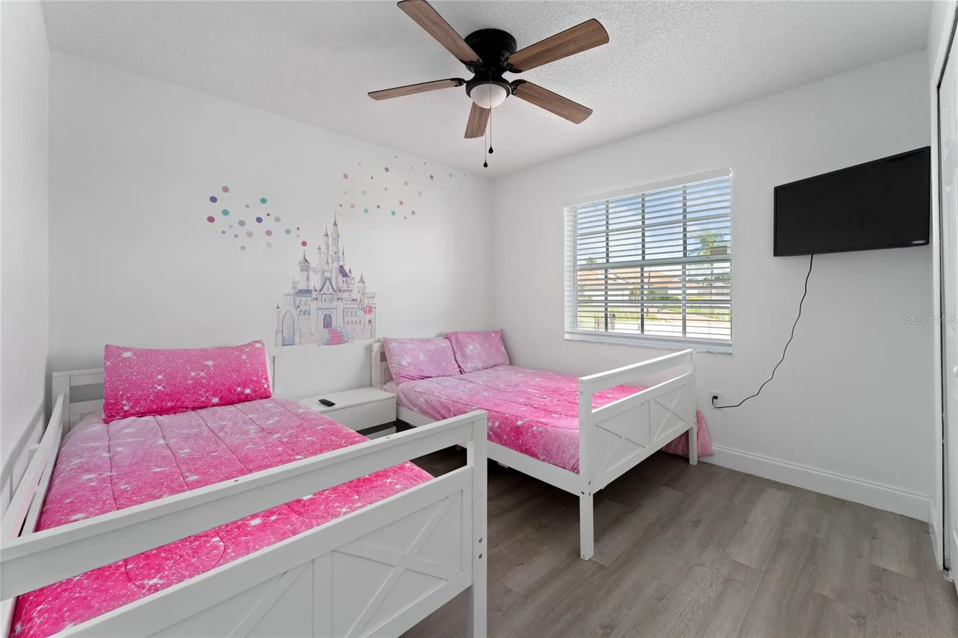 5565 Loma Vista Loop Davenport FL 33896