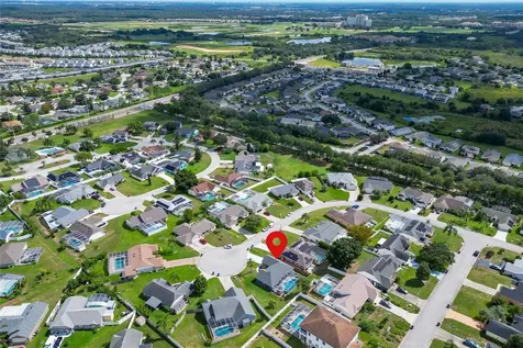 5565 Loma Vista Loop Davenport FL 33896