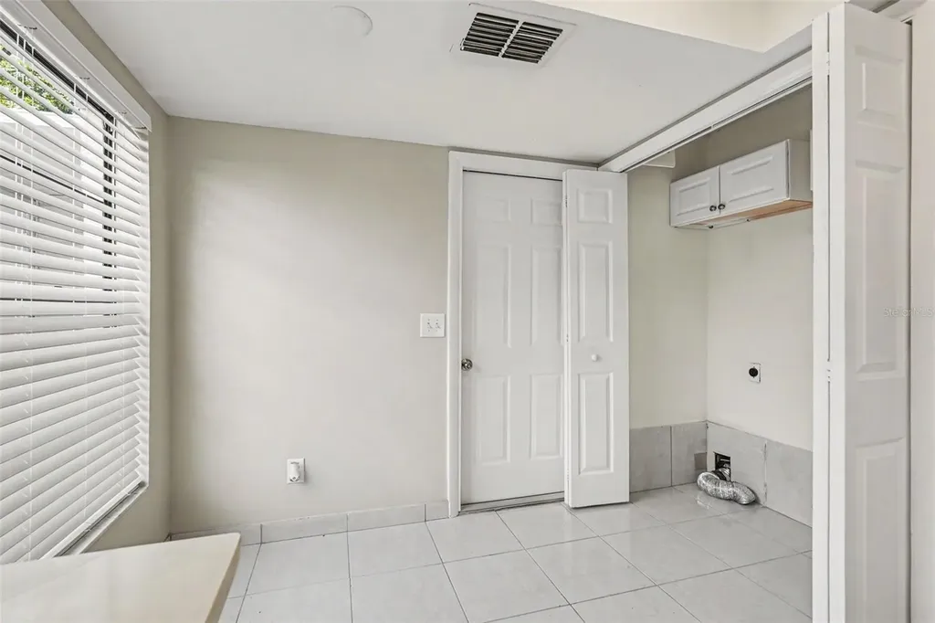 826 Sunridge Point Drive Seffner FL 33584