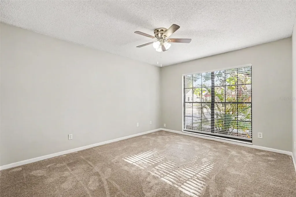 826 Sunridge Point Drive Seffner FL 33584