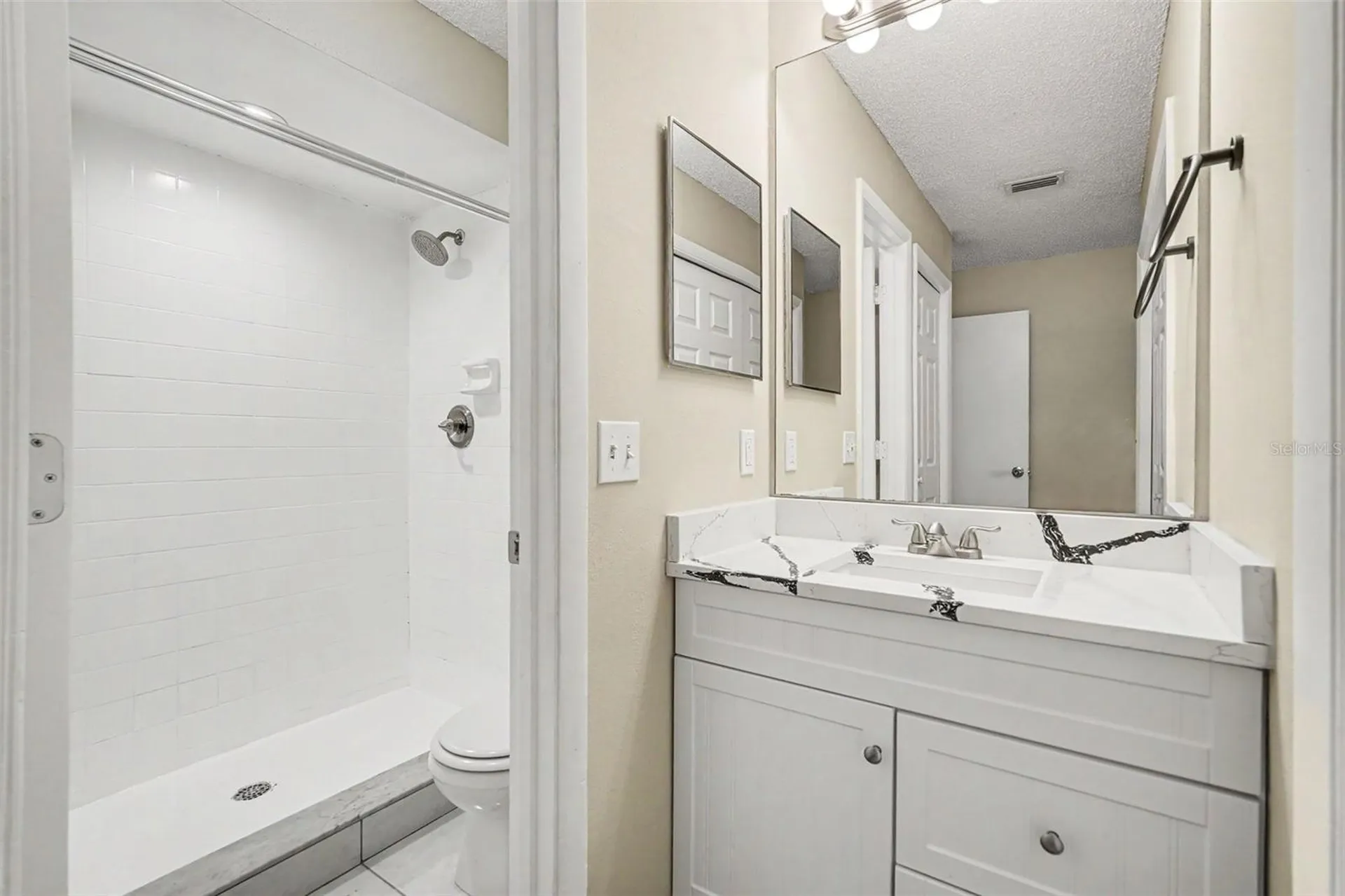 826 Sunridge Point Drive Seffner FL 33584