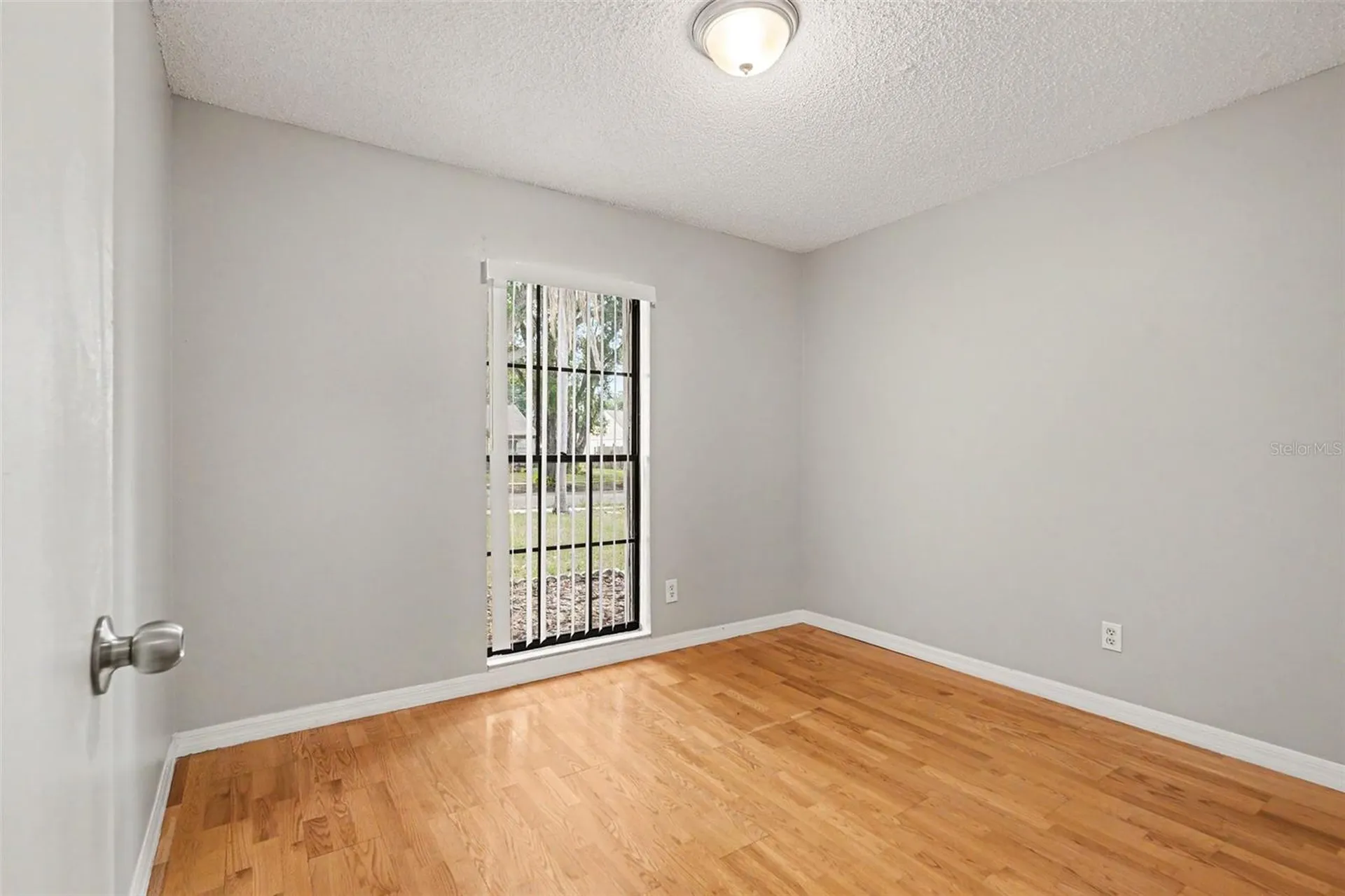 826 Sunridge Point Drive Seffner FL 33584
