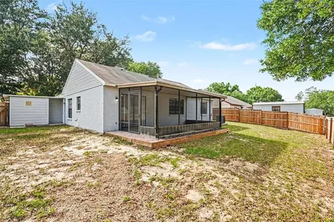 826 Sunridge Point Drive Seffner FL 33584