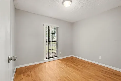 826 Sunridge Point Drive Seffner FL 33584