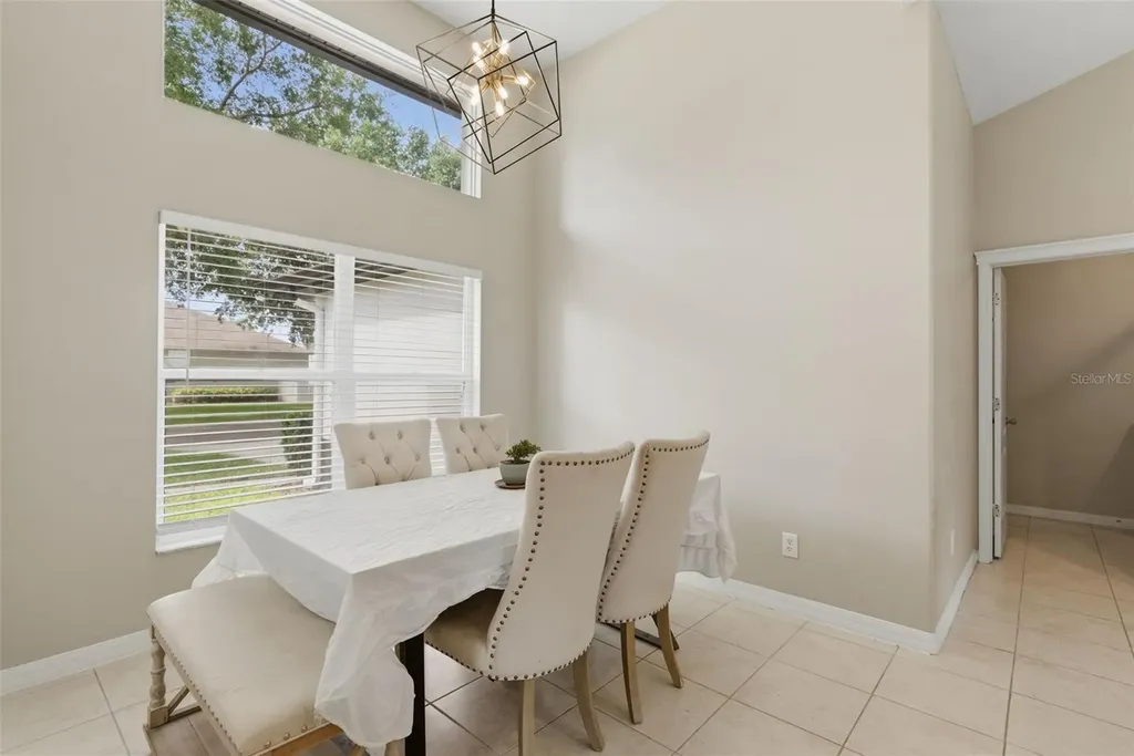 5826 Heronview Crescent Drive Lithia FL 33547