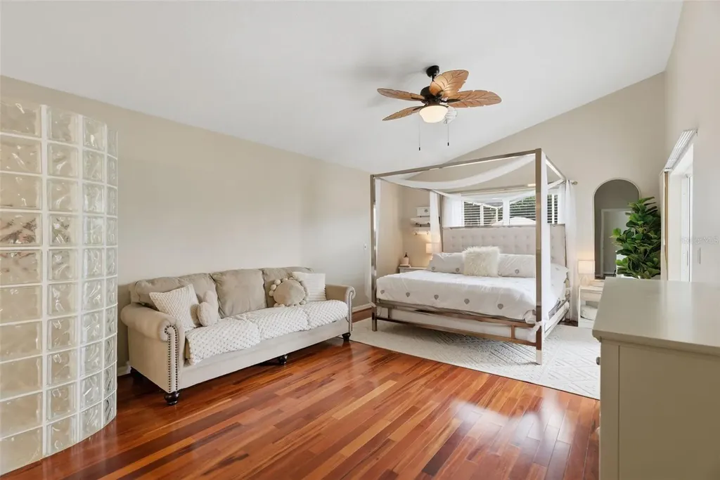 5826 Heronview Crescent Drive Lithia FL 33547