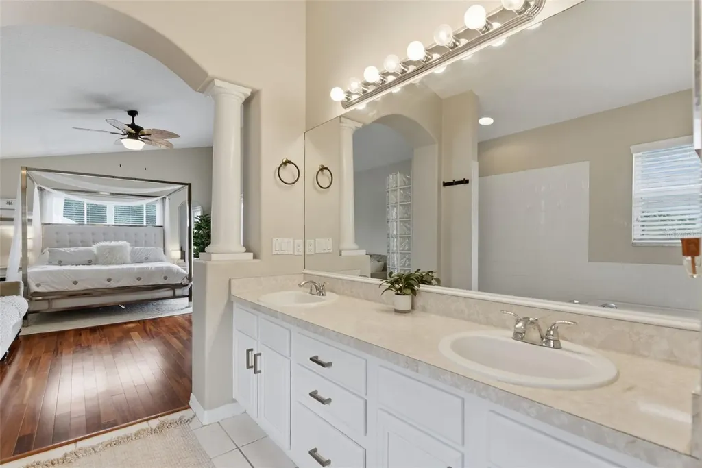 5826 Heronview Crescent Drive Lithia FL 33547