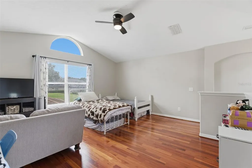 5826 Heronview Crescent Drive Lithia FL 33547