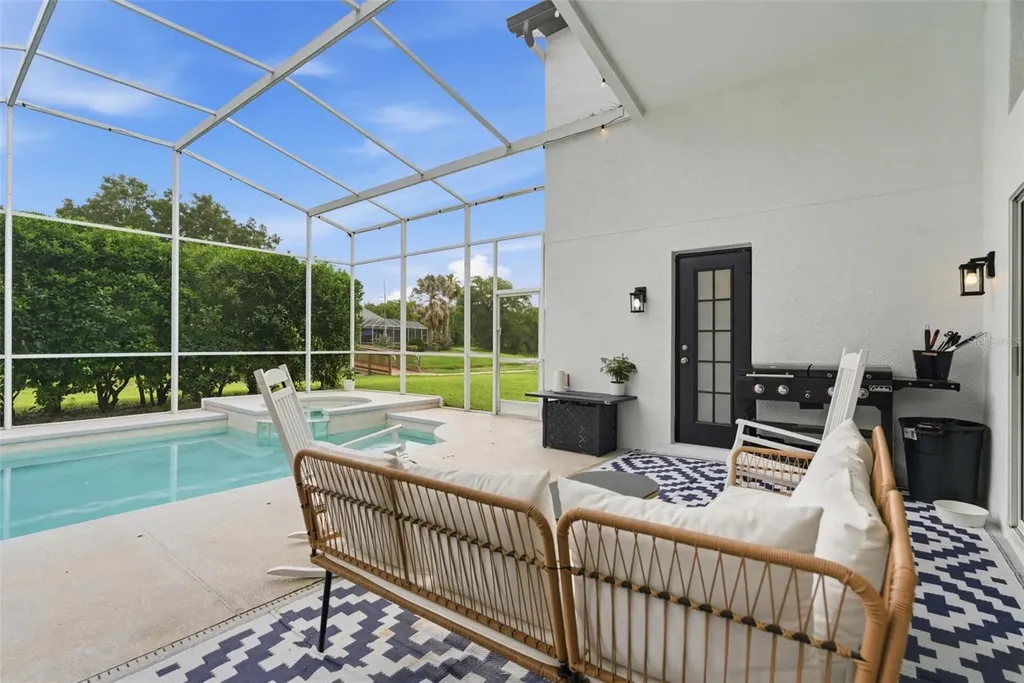5826 Heronview Crescent Drive Lithia FL 33547