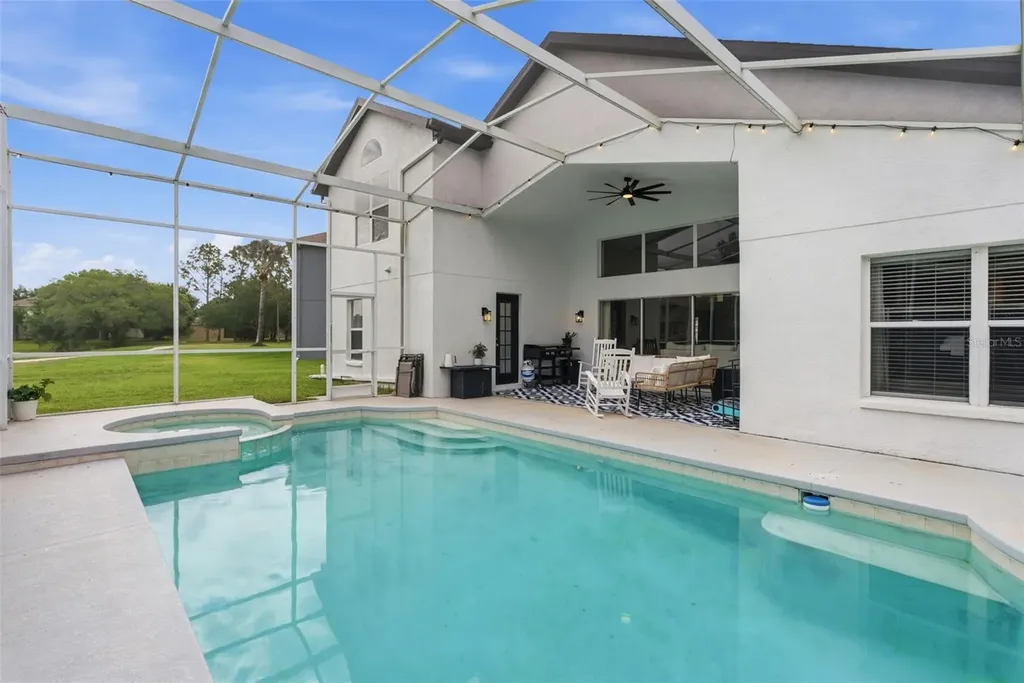 5826 Heronview Crescent Drive Lithia FL 33547