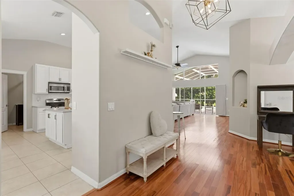 5826 Heronview Crescent Drive Lithia FL 33547