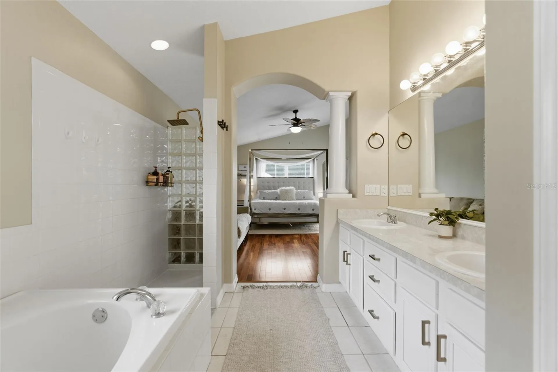5826 Heronview Crescent Drive Lithia FL 33547