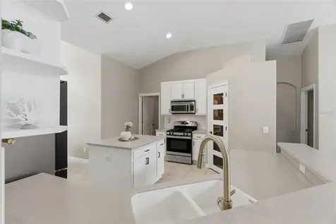5826 Heronview Crescent Drive Lithia FL 33547
