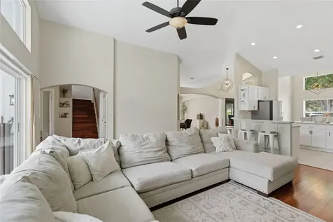 5826 Heronview Crescent Drive Lithia FL 33547