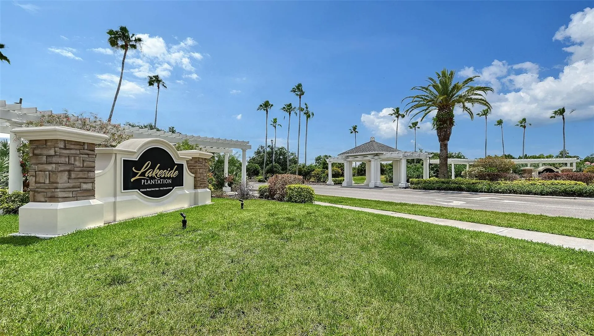 2336 Rosewood Lane North Port FL 34289