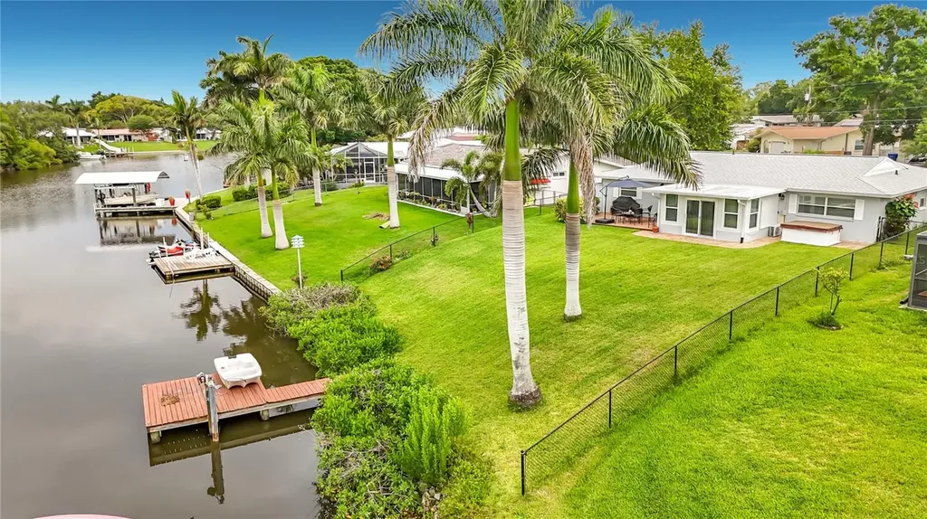508 Shore Drive Largo FL 33771