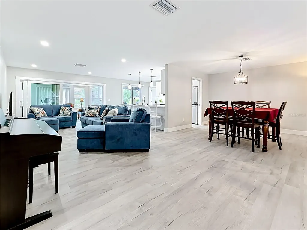 508 Shore Drive Largo FL 33771