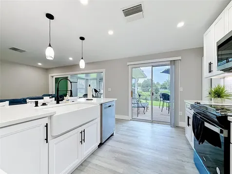 508 Shore Drive Largo FL 33771