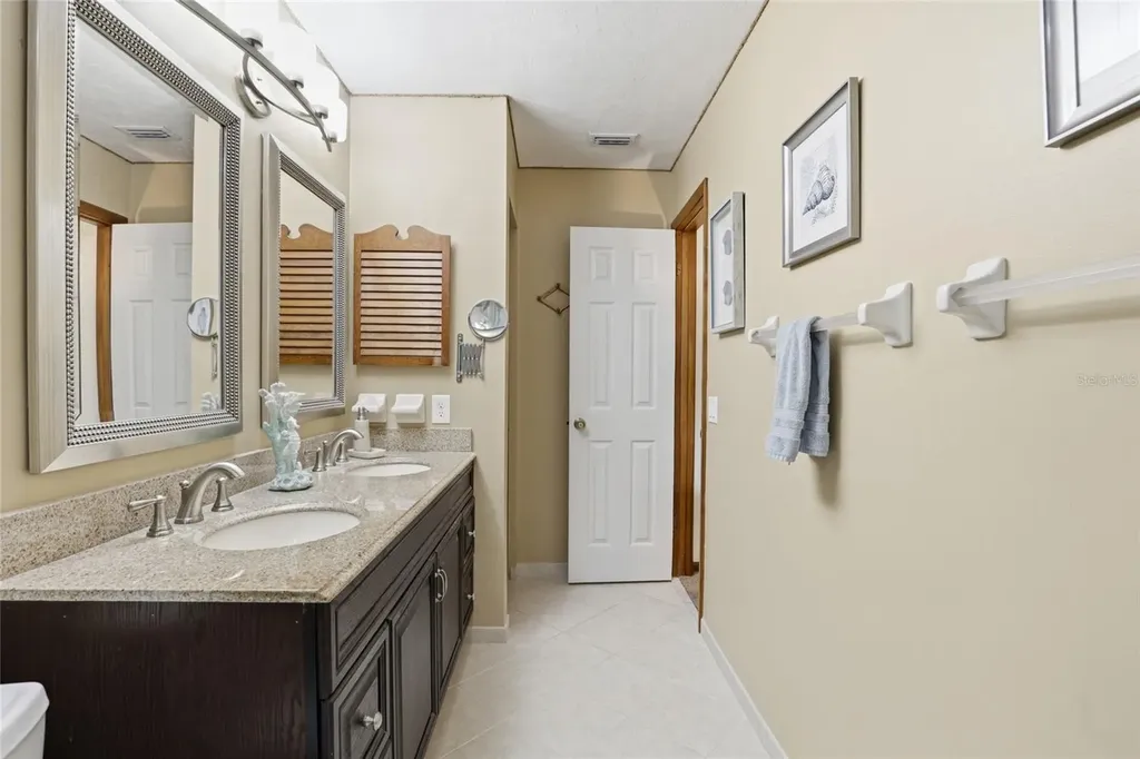 710 SW 77th Terrace Gainesville FL 32607