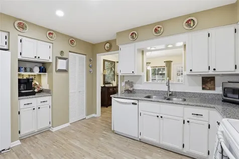 710 SW 77th Terrace Gainesville FL 32607