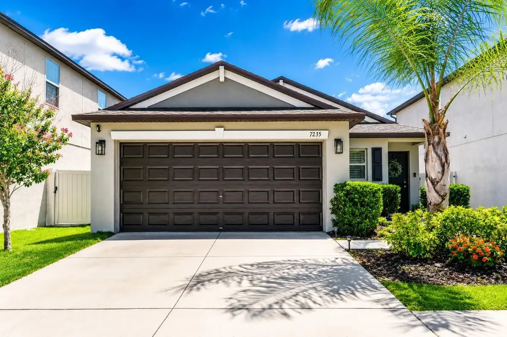 7235 Salt River Avenue Sun City Center FL 33573