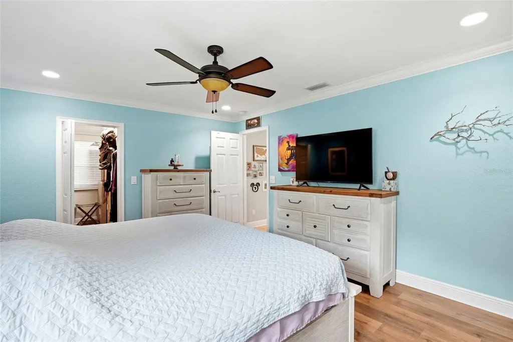 5015 Bridgeport Drive Safety Harbor FL 34695