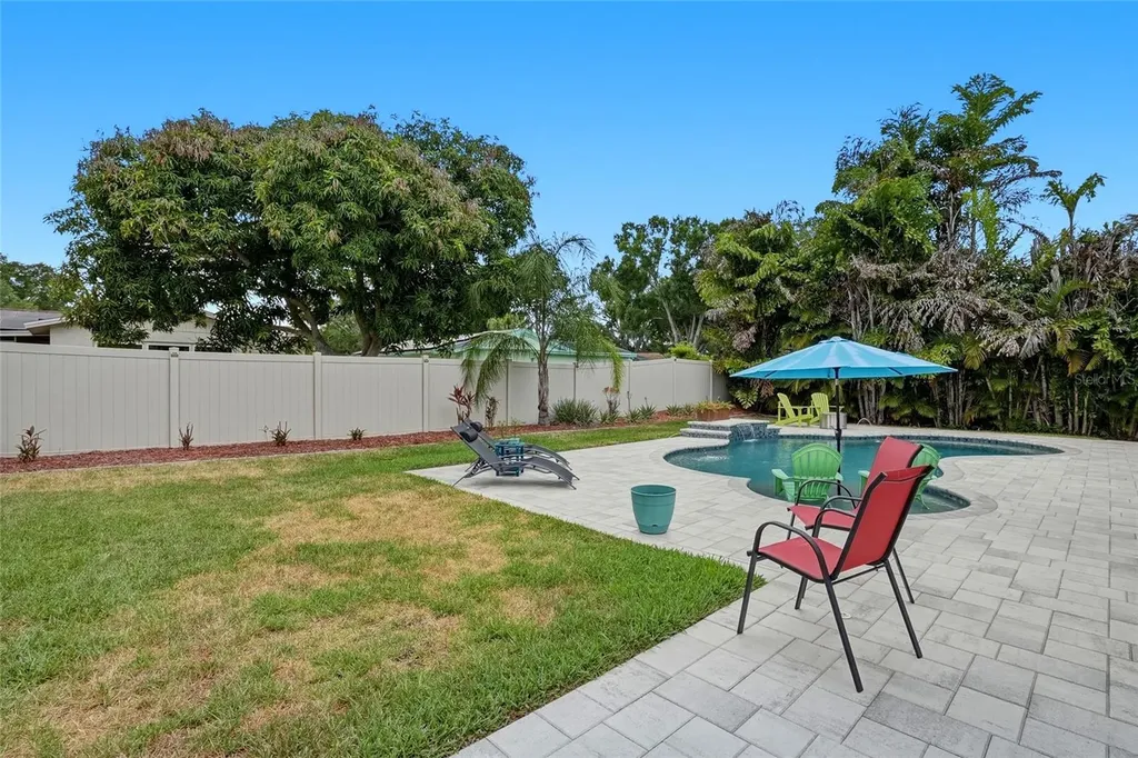 5015 Bridgeport Drive Safety Harbor FL 34695