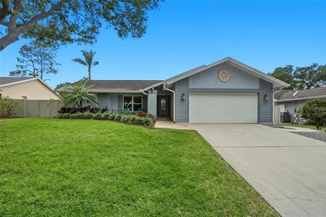 5015 Bridgeport Drive Safety Harbor FL 34695