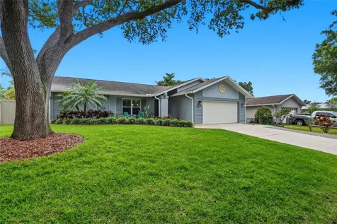 5015 Bridgeport Drive Safety Harbor FL 34695