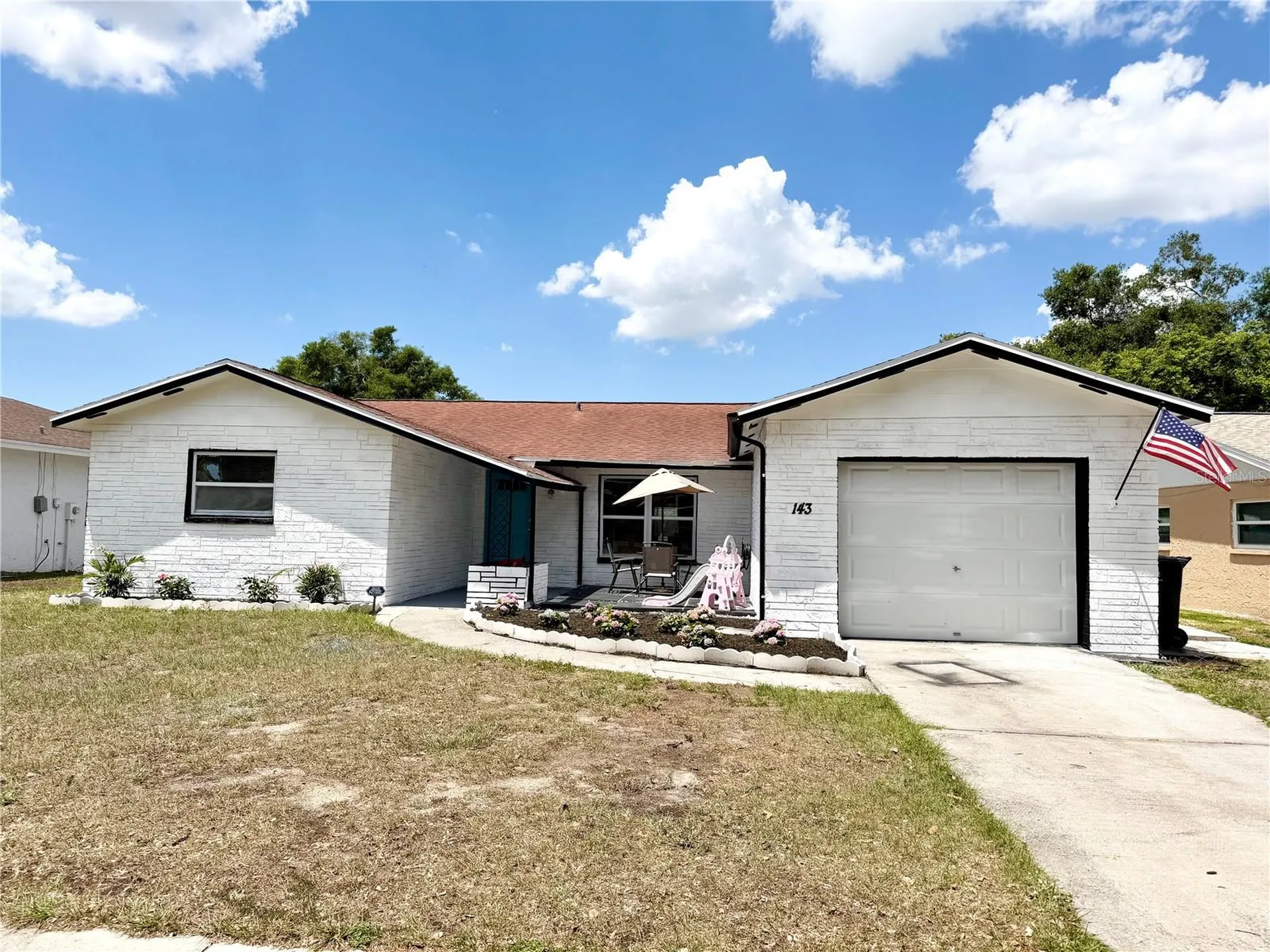143 Valley Circle Brandon FL 33510