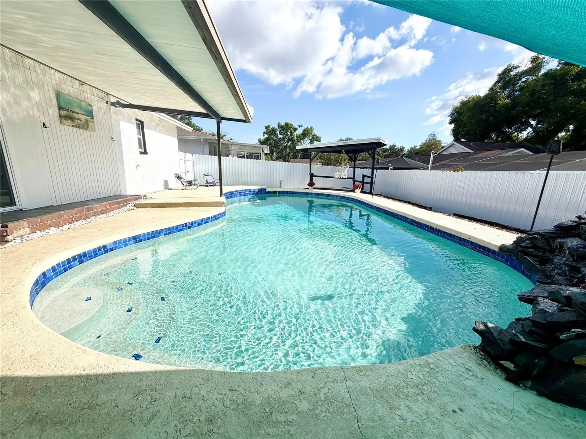 143 Valley Circle Brandon FL 33510