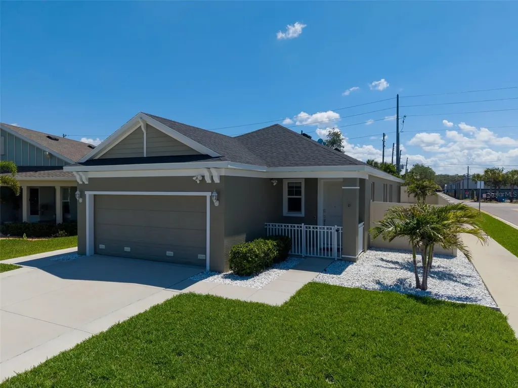 1461 N River Circle Tarpon Springs FL 34689