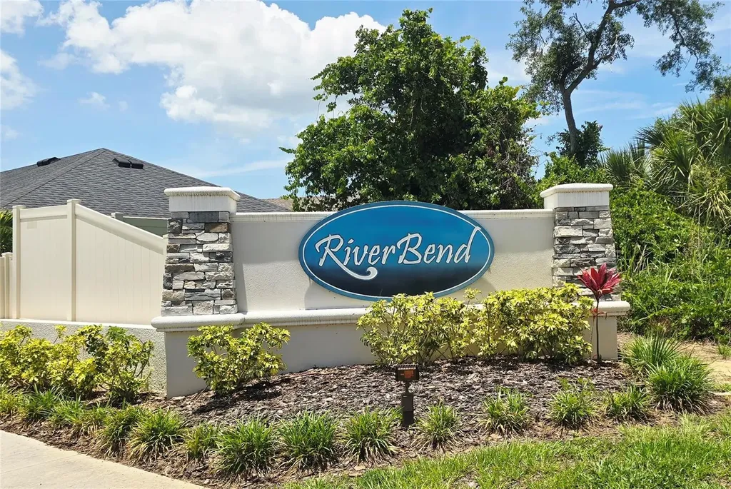 1461 N River Circle Tarpon Springs FL 34689