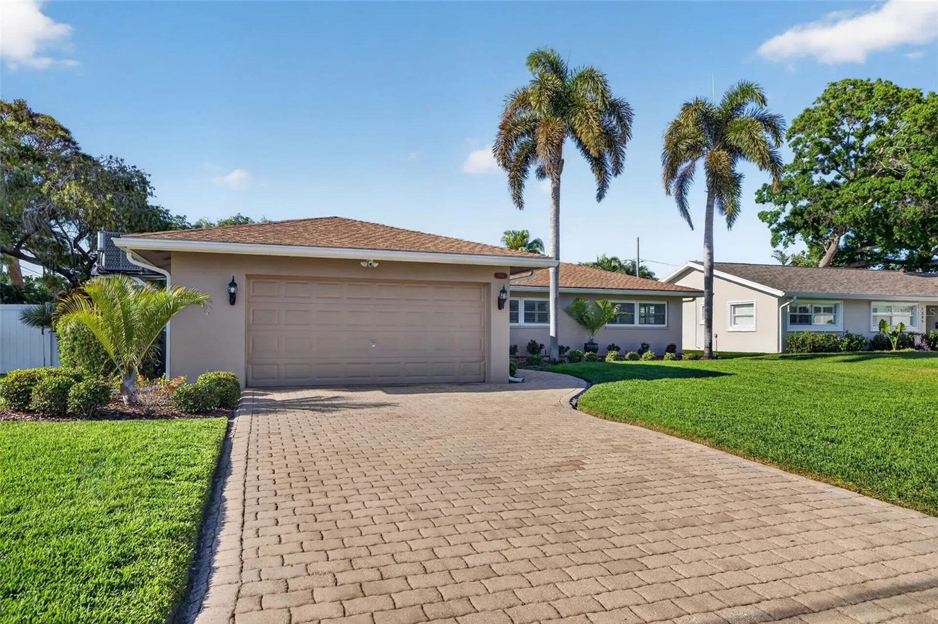 1501 N Dakota Avenue NE St Petersburg FL 33703