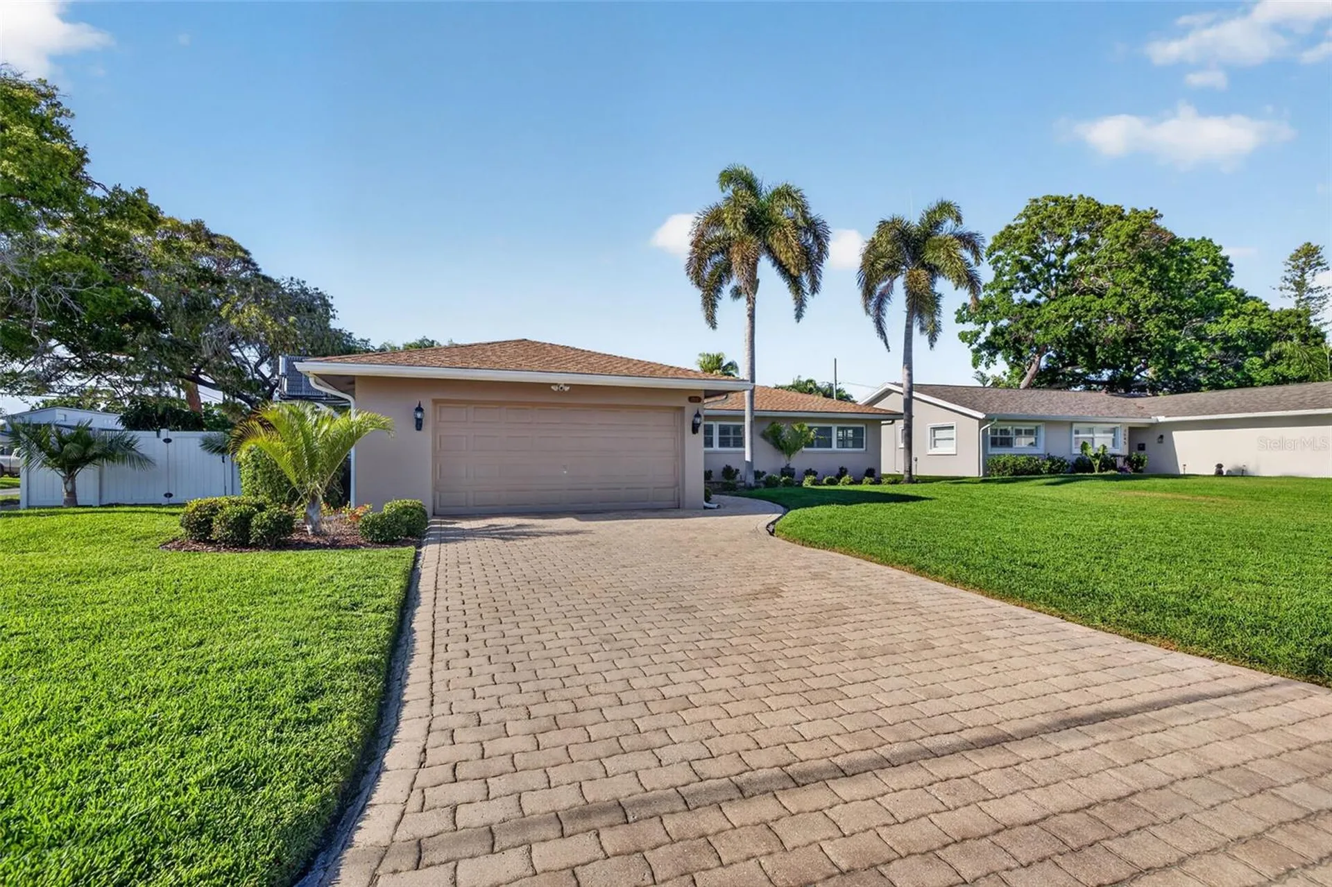 1501 N Dakota Avenue NE St Petersburg FL 33703