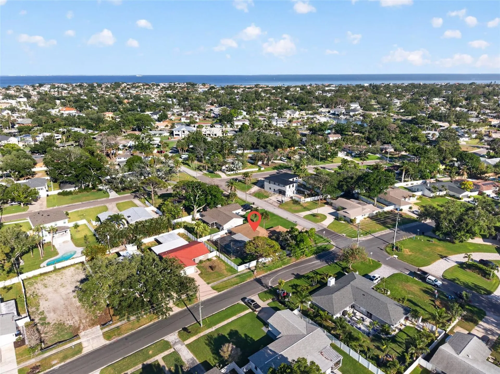 1501 N Dakota Avenue NE St Petersburg FL 33703