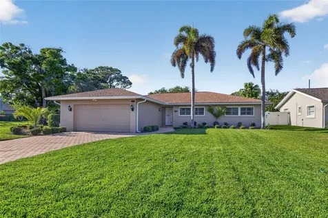1501 N Dakota Avenue NE St Petersburg FL 33703