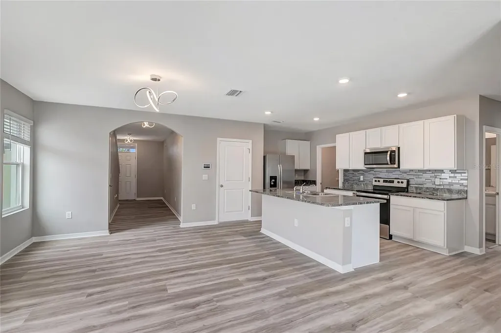 17038 Wave Tressle Place Wimauma FL 33598