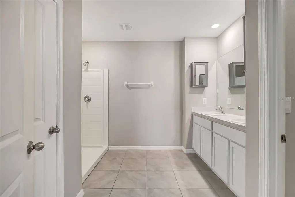 17038 Wave Tressle Place Wimauma FL 33598