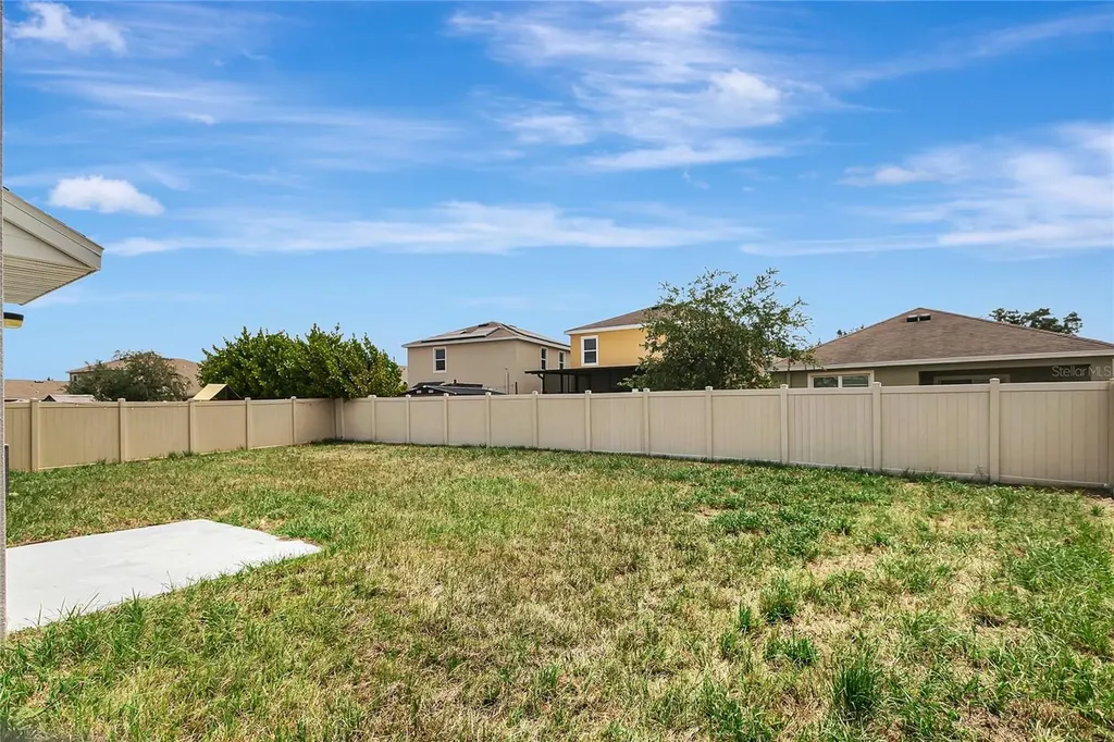 17038 Wave Tressle Place Wimauma FL 33598