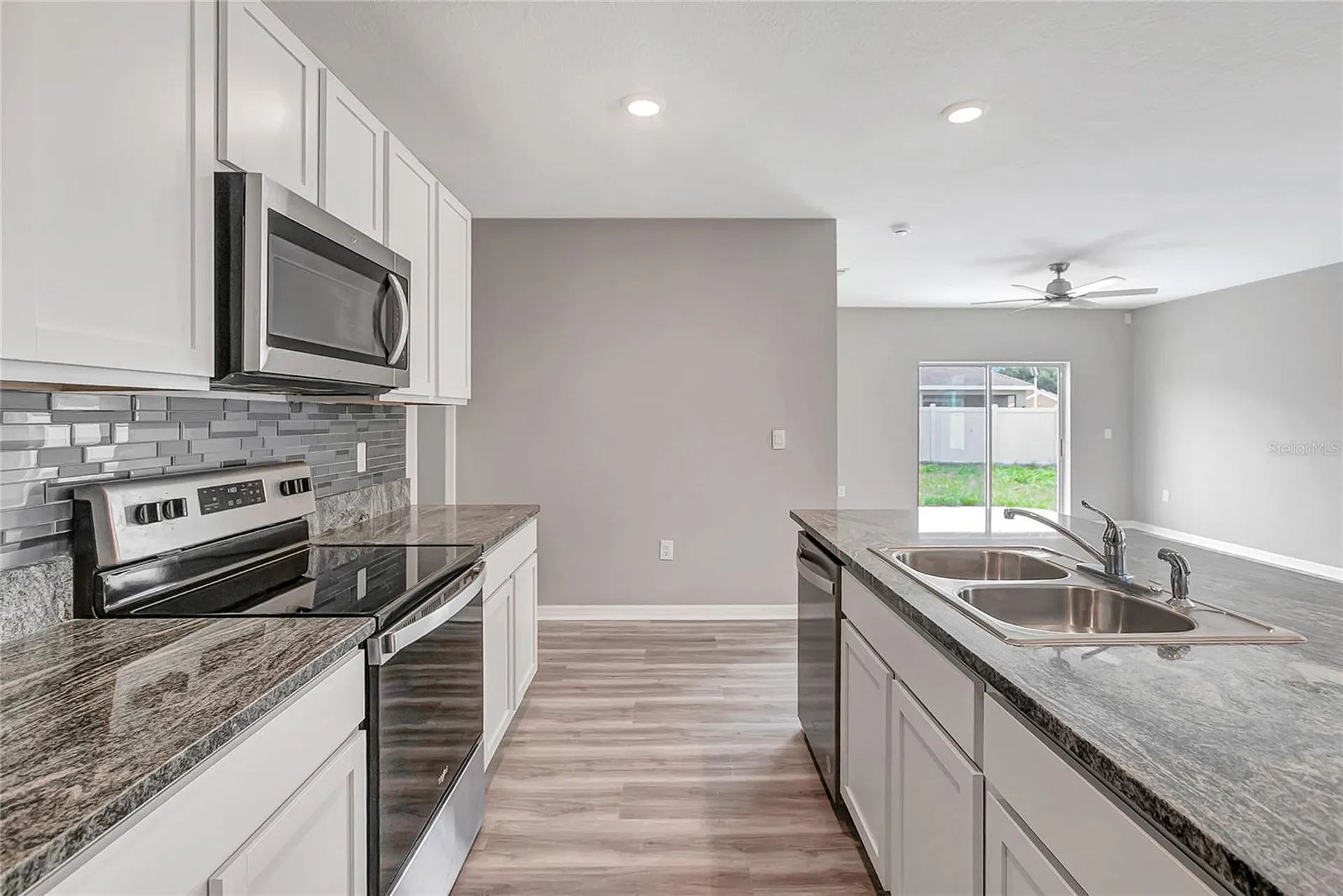 17038 Wave Tressle Place Wimauma FL 33598