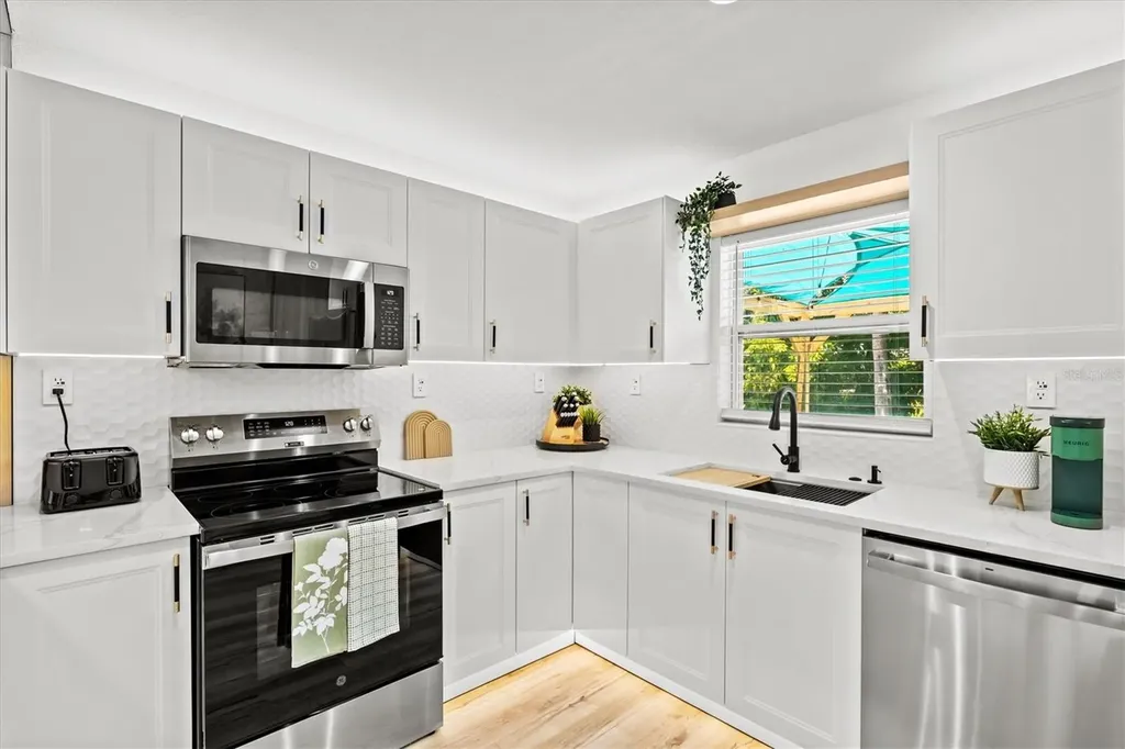 1129 Groveland Avenue Venice FL 34285