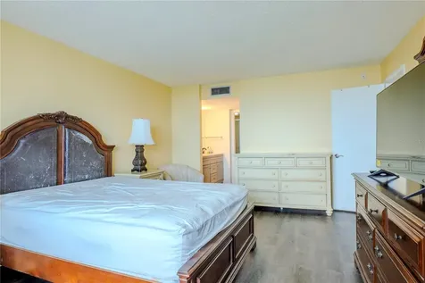 2620 Cove Cay Drive Clearwater FL 33760